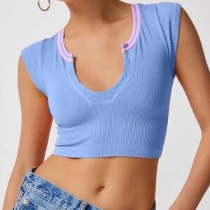 Urban Outfitters Seamless Crop Top • Size M/L